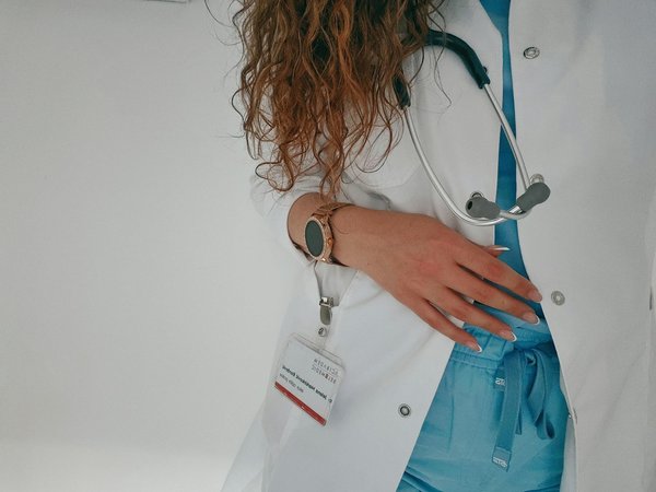 Hépatite C : Récits Intimes et Témoignages Inspirants de Patients sur leur Parcours de Vie